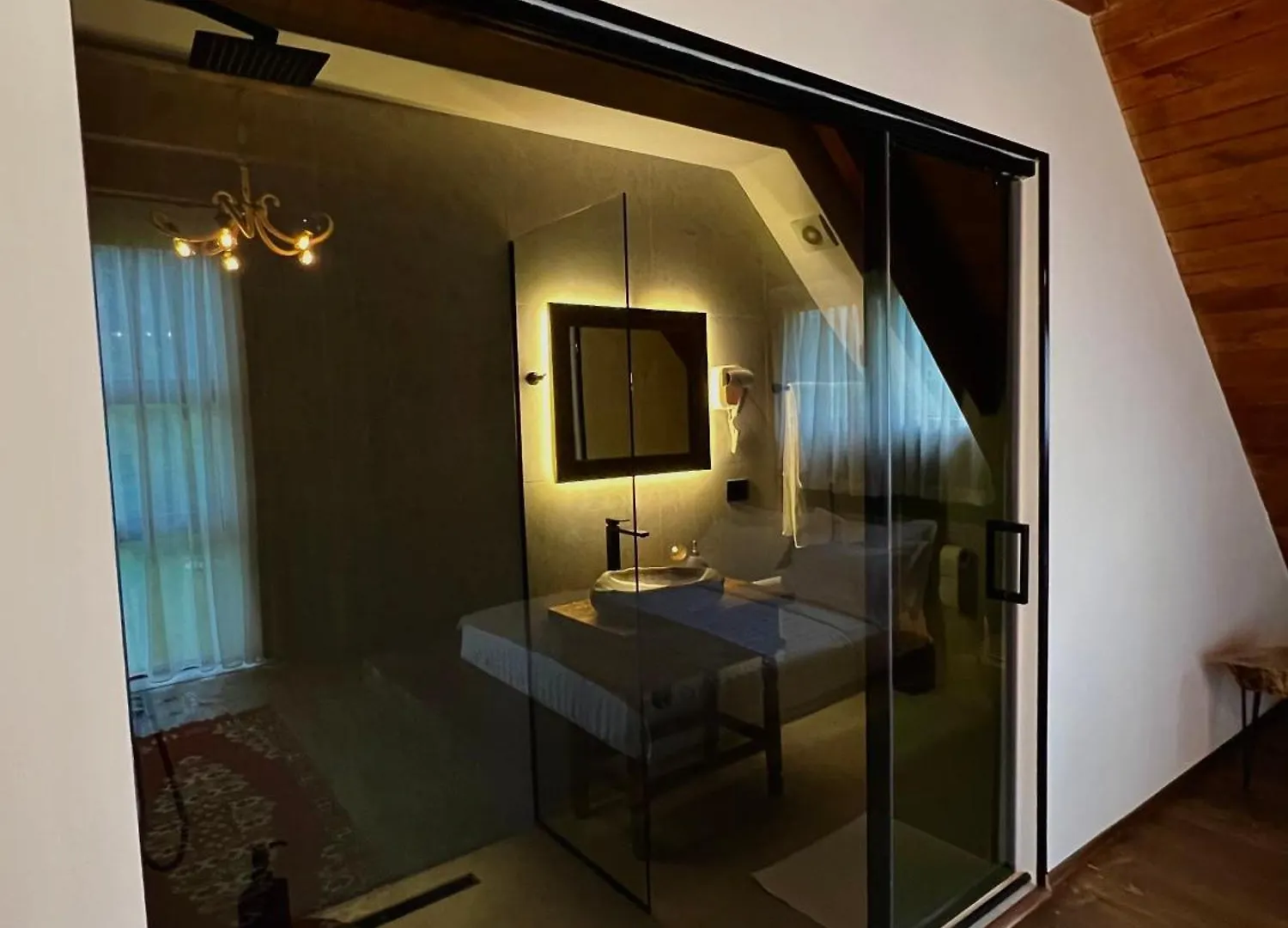 Molla Guest House Theth