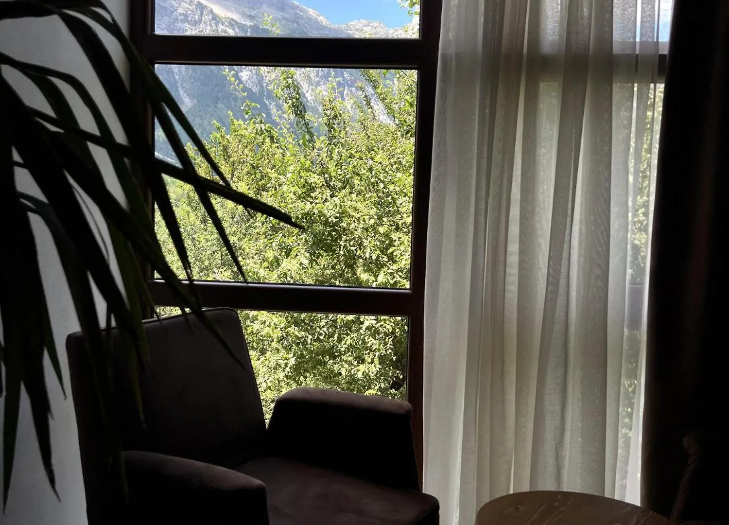 Molla Guest House Theth