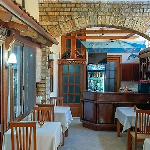  Bed and breakfast Korani Albania