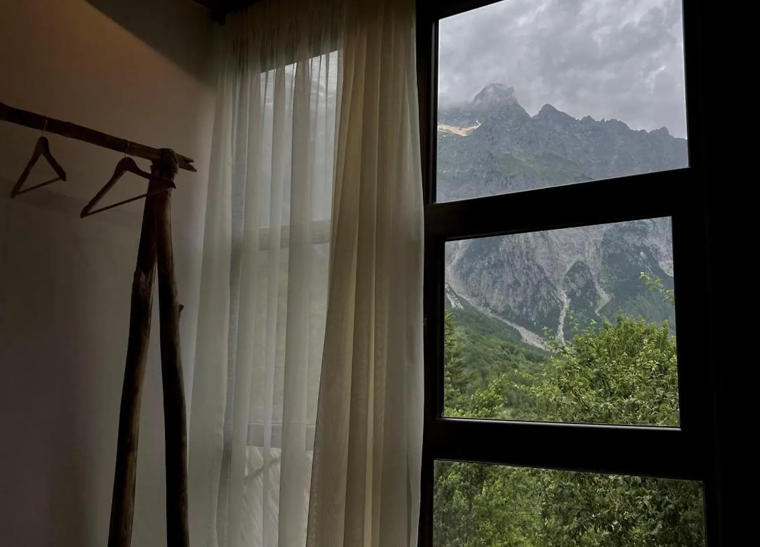 Molla Guest House Theth